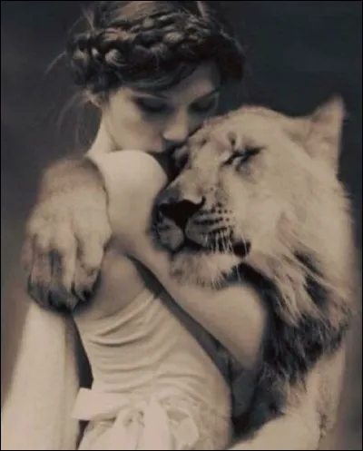 Qui est cette très belle et redoutable magicienne pouvant transformer les humains en animaux ?