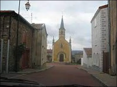 Je vous emmène en Auvergne-Rhône-Alpes, à Lay. Commune dans l'aire d'attraction Roannaise, elle se situe dans le département ...