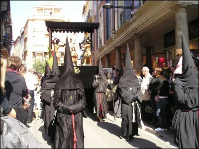 Culture : Quel jour a lieu la Procession de la Sanch à Perpignan ?