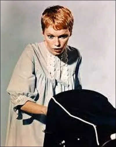 Le bébé de Rosemary (dans le film "Rosemary's baby) est un bébé qui n'est pas inattendu mais qui présente un point commun physique avec son père qui n'est pas vraiment du goût de Rosemary. Quel est ce point commun ?