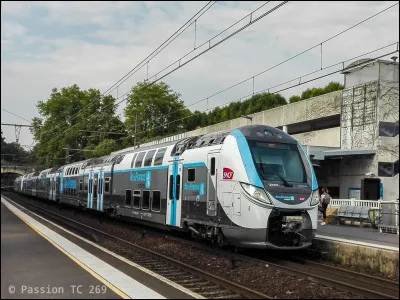 Quel est le nom de ce modèle de train sur la ligne R ?
