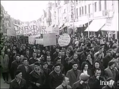 Du 1er mars au 4 avril 1963, la France connait la première grande grève depuis le début de la Ve République : il s'agit de la grève des ...