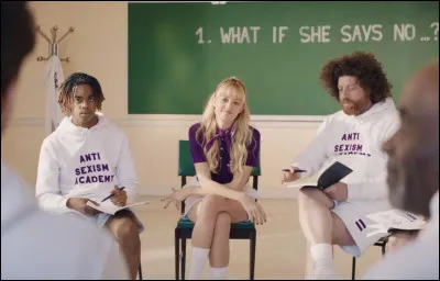 Qui chante "Balance ton quoi" ?