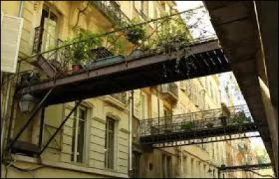 Personnalité : quelle animatrice de télévision est née à Nancy ?