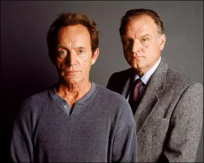 De 1996  1999, il tient enfin le premier rle, mais dans une srie, 'MilleniuM', dans laquelle il incarne le mystrieux Frank Black. Dans quelle autre srie a-t-on pu apercevoir ce personnage ?