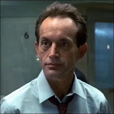 Aprs 'Piranha 2', il travaille une nouvelle fois sous la direction de James Cameron dans 'Terminator' (1984), dans lequel il est un :