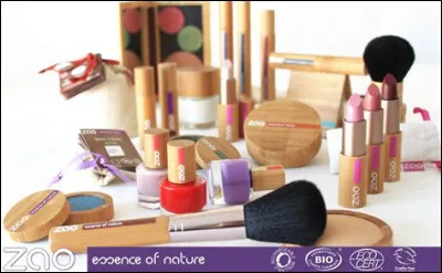 T'arranges-tu souvent, aimes-tu bien t'habiller, te maquiller ?