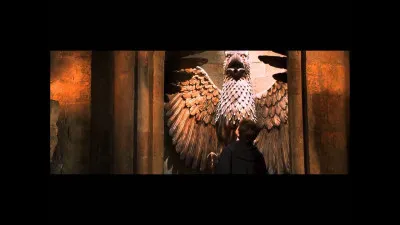 Dans HP1, quel est son mot de passe pour accéder à son bureau ?