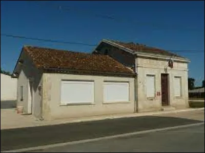 À Saint-Simon-de-Pellouaille (Charente-Maritime), les habitants sont des ...