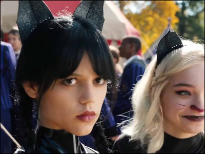 Quand Mercredi et Enid portent-elles cette tenue ?