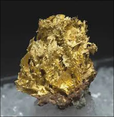 Comment se nomme l'alliage composé d'or et d'argent que l'on rencontre à l'état naturel ?