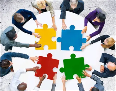 Vers le début de l'histoire, Conrad et Hans se connaissent-ils ?