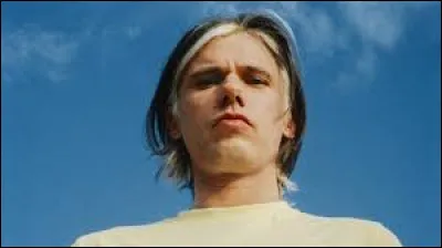 Où Orelsan a-t-il grandi ?