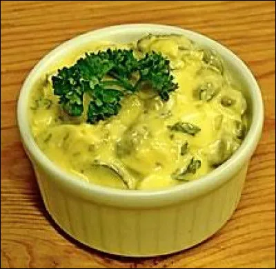 Il y a de l'aneth dans la sauce gribiche.