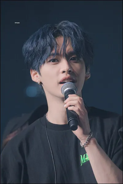 Qui est né le 27 mars ?