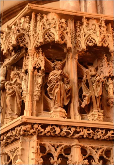 La symétrie et l'harmonie vous parlent-elles (toujours musicalement parlant) ?