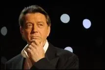 Quel est le titre de son premier roman ?