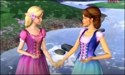 Dans ''Barbie et le palais de diamant'', quels objets servent de pendentif à Alexa et Liana ?