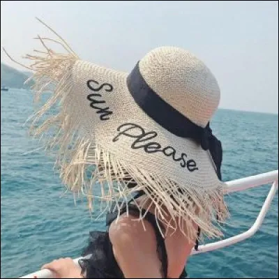 Laquelle de ces propositions n'a jamais désigné pas un couvre-chef ?