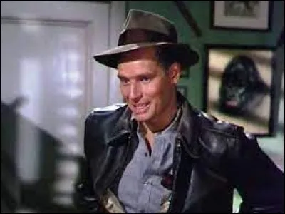 Quel est ce film, avec Charlton Heston et James Stewart dans les rôles principaux, récompensé aux oscars 1953 comme meilleur film qui a connu un grand succès en France avec plus de 9 millions d'entrées ?