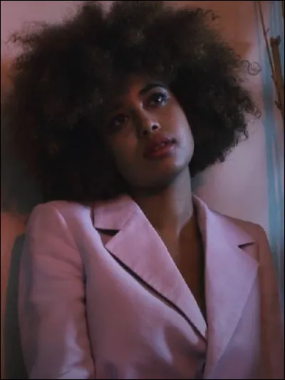 Qui interprète le rôle d'Anabelle ?