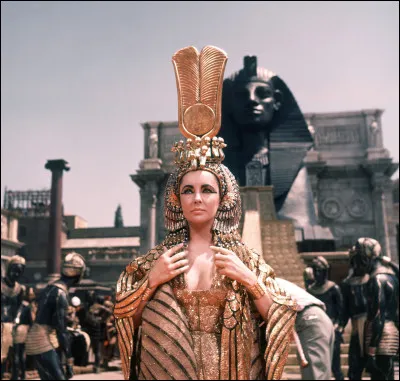Quel rôle interprète Elizabeth Taylor sur cette photo ?
