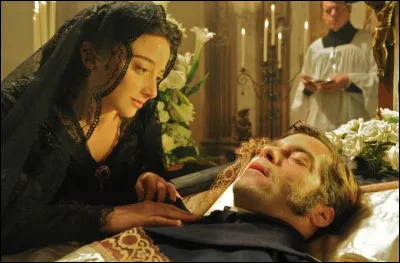 Quel rôle interprète Federica De Cola sur cette photo ?