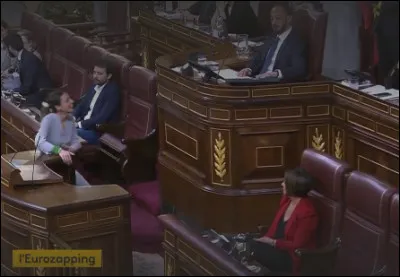 Espagne > Après des décennies de vaches franquistes efflanquées, le pays est à la pointe sur le droit des femmes : quelle mesure a-t-il été le 1er à édicter en Europe ?