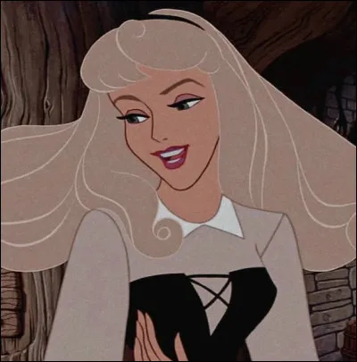 De quelle nationalité est Aurore ?