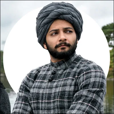 Quel rôle interprète Ali Fazal sur cette photo ?