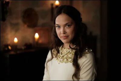 Quel rôle interprète Dagmara Bryzek sur cette photo ?