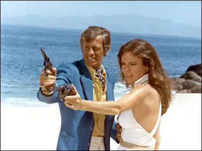 Dans quel film sorti en 1973, joue-t-il aux côtés de Jacqueline Bisset dans le rôle de "Tatiana" ?