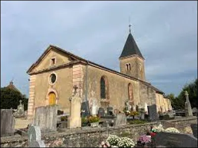 Nous sommes à Ratenelle, village Saône-et-Loirien situé dans l'ex région ...