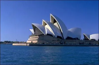 Cet opra se trouve ...