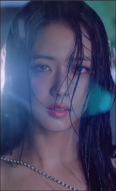 Qui se retrouve avec une peluche ?