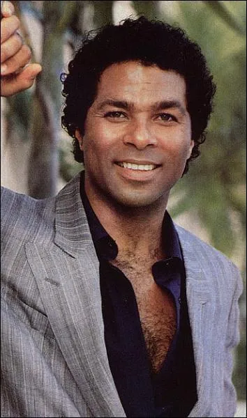 Deux flics  Miami. Qui suis-je ?