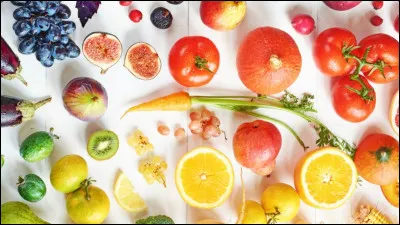 En botanique, lequel de ces aliments est considéré comme un fruit ?