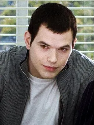 Qui est ce membre de la famille Cullen ?