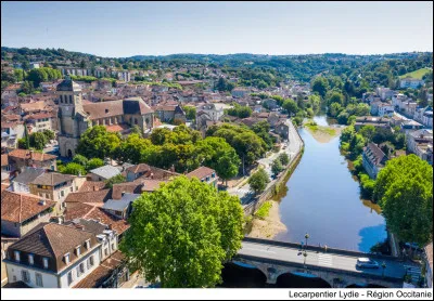 Laquelle de ces villes n'est pas bordée ou traversée par le Tarn ?