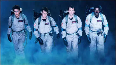 Dans quelle ville les chasseurs de phénomènes paranormaux opèrent-ils dans le film "SOS Fantômes", sorti en 1984 ?