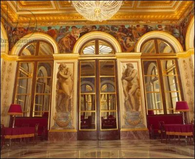 Quel peintre a peint le salon et la bibliothèque du Palais Bourbon ?