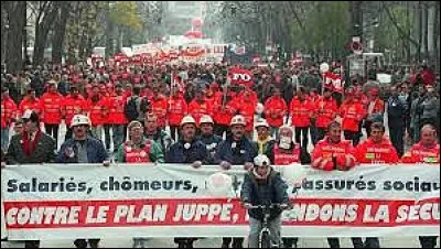 En 1995 c'est Alain Juppé qui mobilise les foules dans la rue. Quel était l'enjeu ?