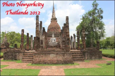 Quel est ce site archéologique, les ruines de la première capitale du premier royaume thaÏ fondé en 1238, site de Thaïlande ?