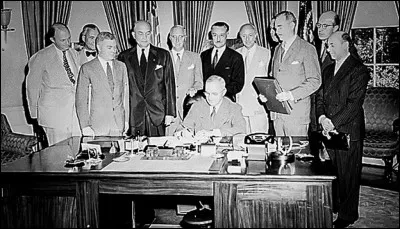 Traité de l'Atlantique nord et création de l'OTAN :