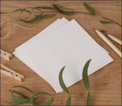 Une 1 tonne de papier recyclée est égal à...