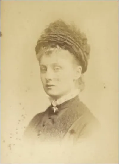 Combien d'enfants Caroline-Mathilde de Schleswig-Holstein-Sonderbourg-Augustenbourg a-t-elle eus ?