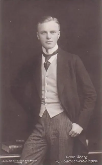Vrai ou faux ? Georges III de Saxe-Meiningen-Hildburghausen ne s'est jamais marié.