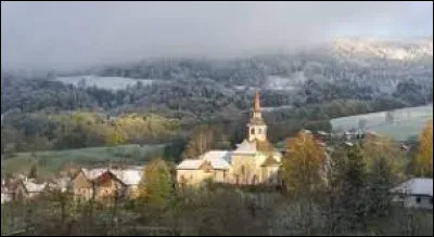 Je vous emmène en Auvergne-Rhône-Alpes, à Habère-Lullin. Commune de l'arrondissement de Thonon-les-Bains, dans la vallée Verte, elle se situe dans le département ...