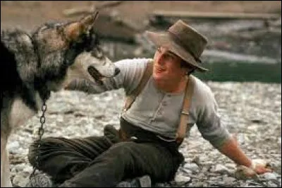 "Croc-Blanc" (White Fang en version originale) est un roman paru en 1906. Il a fait l'objet de nombreuses adaptations au cinéma. Qui est l'auteur du roman ?