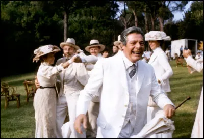 Ce film de Nikita Mikhalkov, sorti en 1987, avec Marcello Mastroianni, Silvana Mangano et Marthe Keller, a pour titre ...